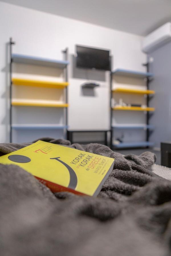 Apartman Pletisanak ゴルニ・ミラノヴァツ エクステリア 写真